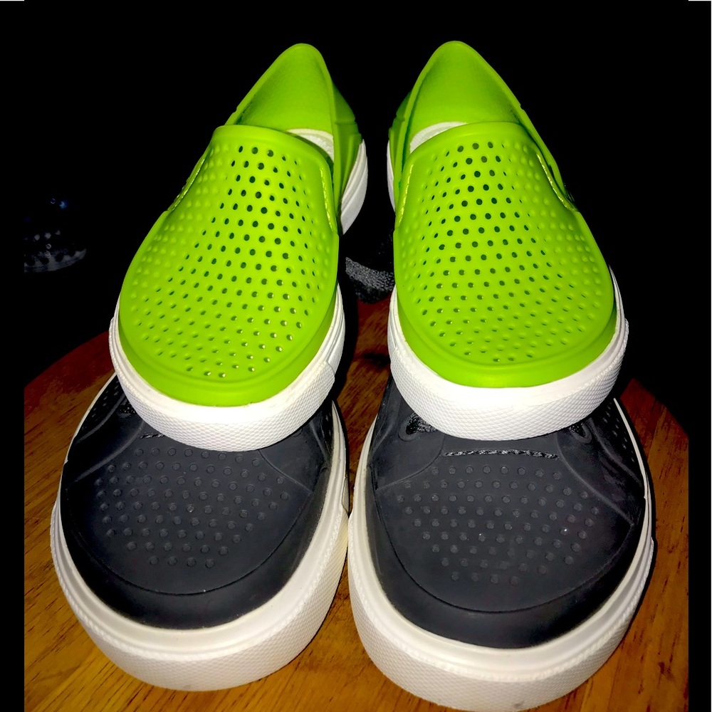 Bundle Bonus New Mother/Child Crocs Size 6C & M5/W/7